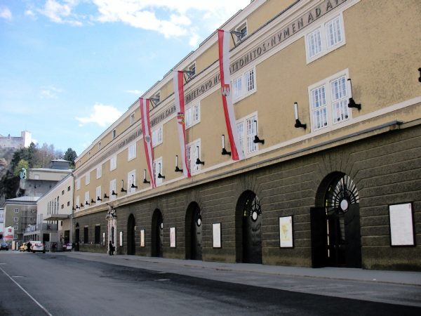 festspielhaus_salzburg_taxi_service festspielhaus_salzburg_taxi_service