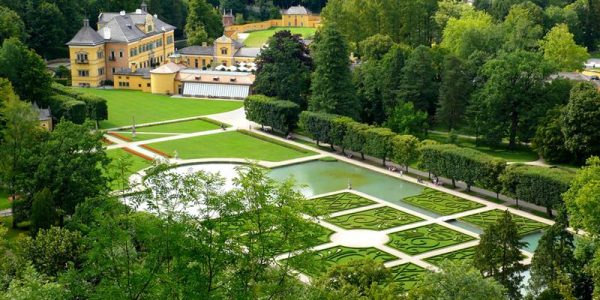 schloss-hellbrunn-zoo-salzburg-taxi-salzburg schloss-hellbrunn-zoo-salzburg-taxi-salzburg